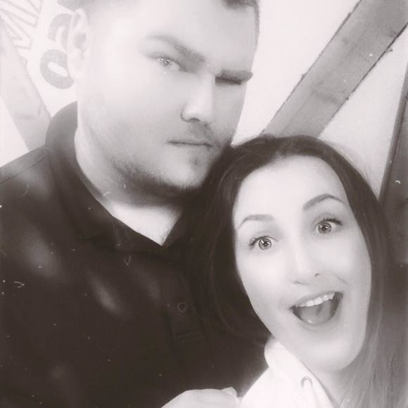 Meet your Posher, Jennifer - Picture 1 of 1